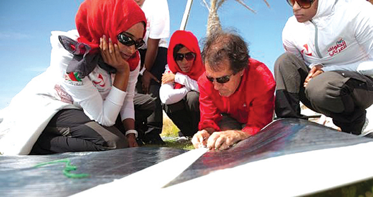 Oman women learn about sail making